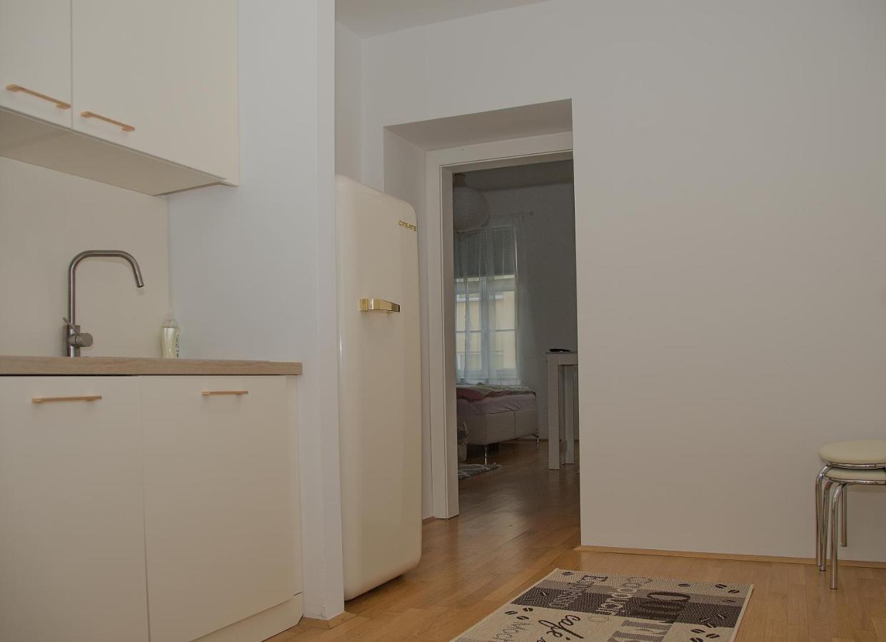White Lotus Apartment Відень Екстер'єр фото